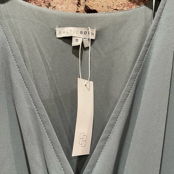 NEW Baltic Born Kristina Maxi Dress in Dusty Blue Size Small - Missing Belt - Picture 4 of 8